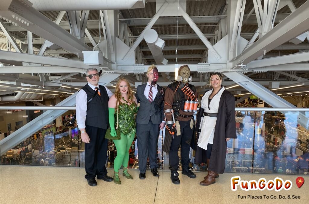 ComicCon Cosplay Fun 1024x675